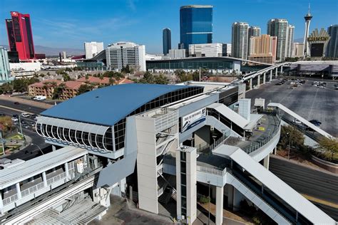 monorail station las vegas.